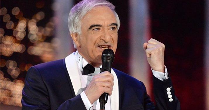 Polad Bülbüloğluna medal verildi
