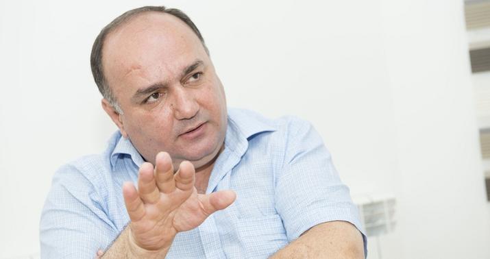“Yazıçı Elçinin redaktə etdiyi o variant məndədir...”