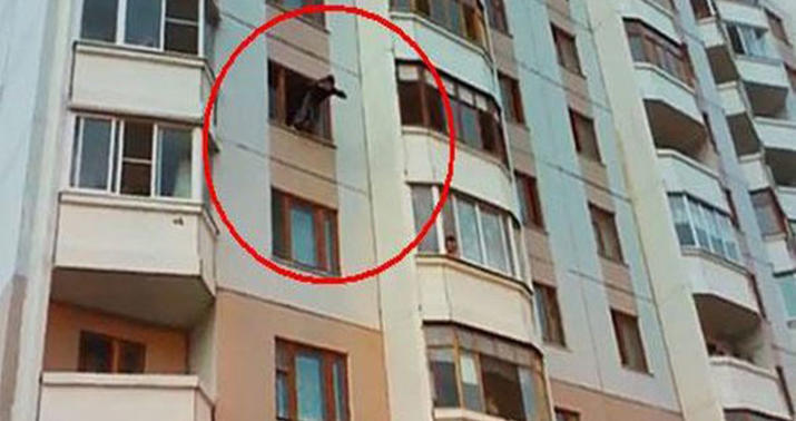 Sumqayıtda 41 yaşlı kişi üçüncü mərtəbədən yıxılaraq ölüb