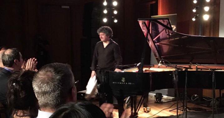 Şahin Növrəsli Parisdə konsert verdi -