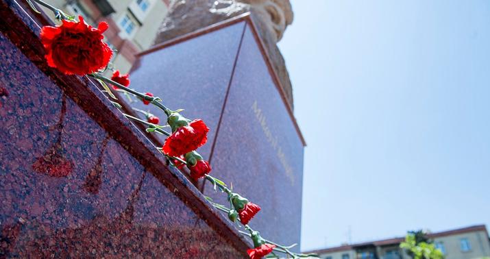 Şairim, 109 yaşın mübarək - Fotoreportaj