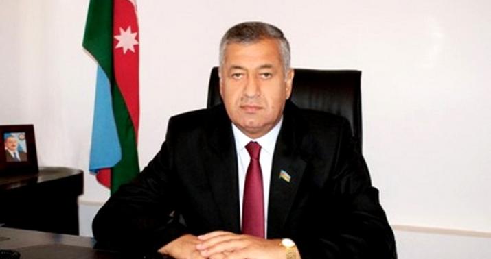 Vahid Əhmədov:  “O zaman diktə edə bilmirdik, indisə...”