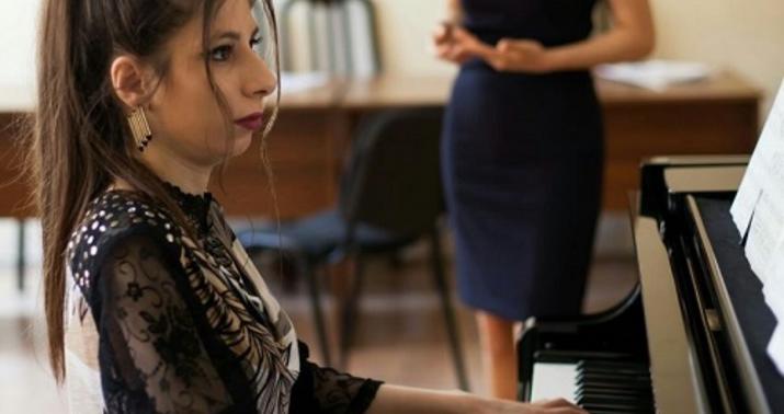 Azərbaycanlı pianoçu Parisdə... -