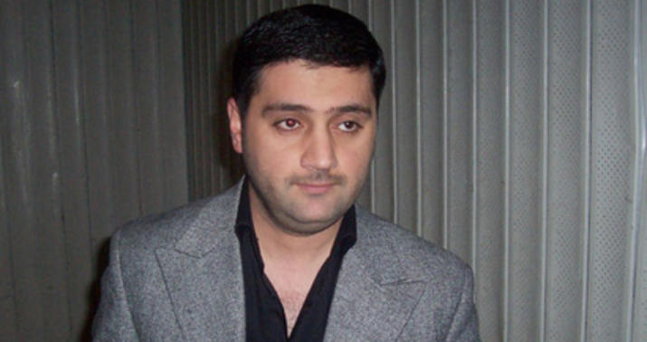 Müğənni İzzət Bağırov Ağır Cinayətlər Məhkəməsində