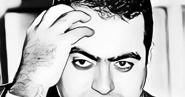 Dişləri vətənimə bənzəyən şair, eşidirsənmi?..