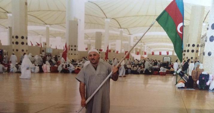 Bəhram Bağırzadə ərəb libasında: