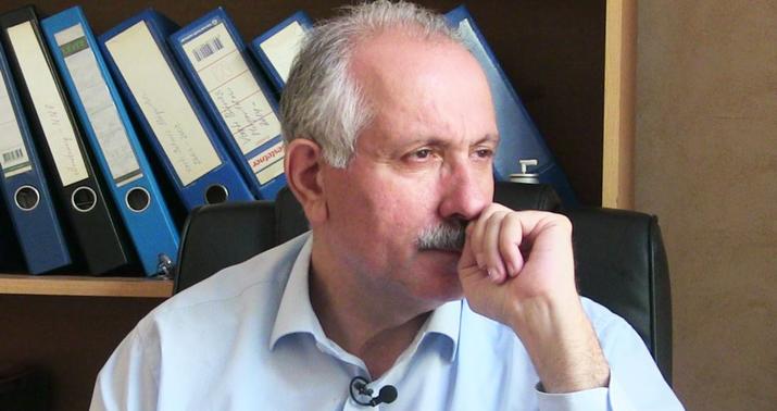 Mehman Əliyev şikayət etdi