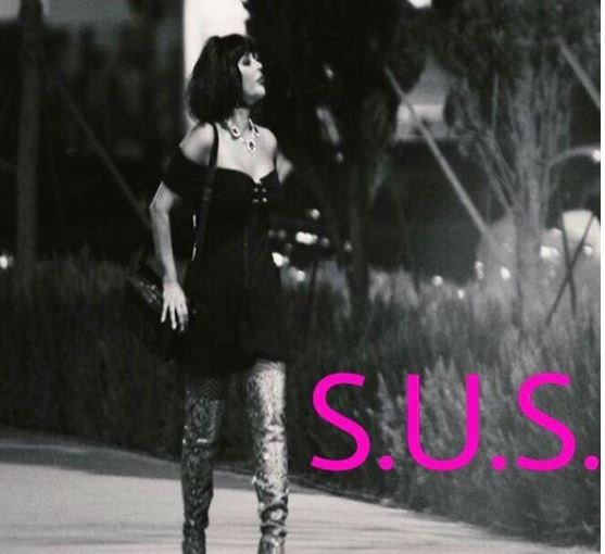 Jinsiy aloqada bolgan etuk ayollarning fotosuratlari Oriq qizning uy qurilishi fotosurati