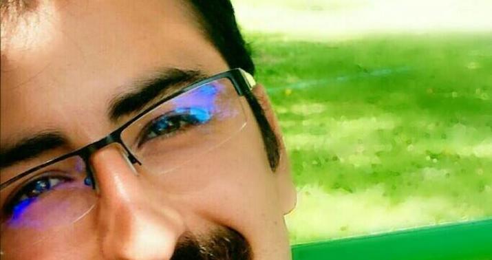 Sözlərim zindanda qocalır... -