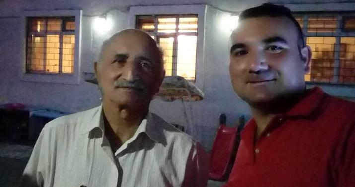 Aktyor atasını belə təbrik etdi