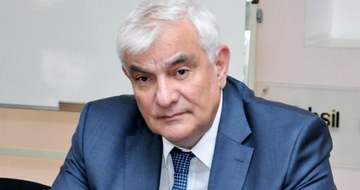 Kamal Abdullaya fəxri doktor adı verildi