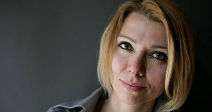 Qadın yazardan hamını şoka salan -