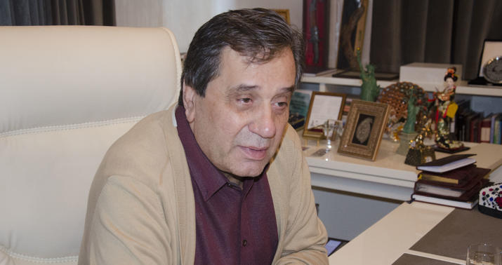 Nə olsun vəzifəm var, rektoram?.. –