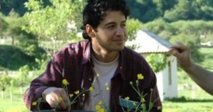 Onu nə vaxt axtarsam, içki məclislərində tapıram... -