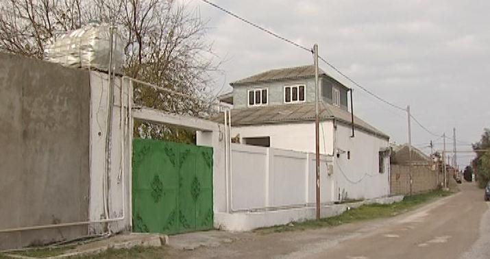 Bakıda içində 100 min manat olan seyf oğurlandı –