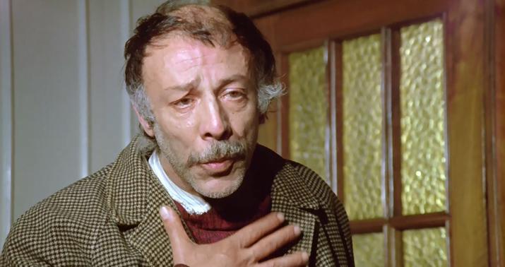 Münir Özkula heykəl qoyulur