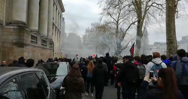 Fransada şok olaylar: