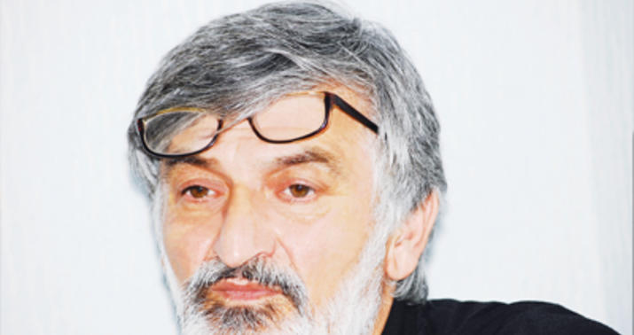 Kimdir zəng edib deyən, Şamil, ad günün mübarək? -