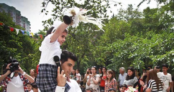 Sabah məktəblərdə “Son zəng” olacaq