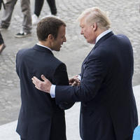 Tramp Makronla İrana qarşı əməliyyatı müzakirə etdi