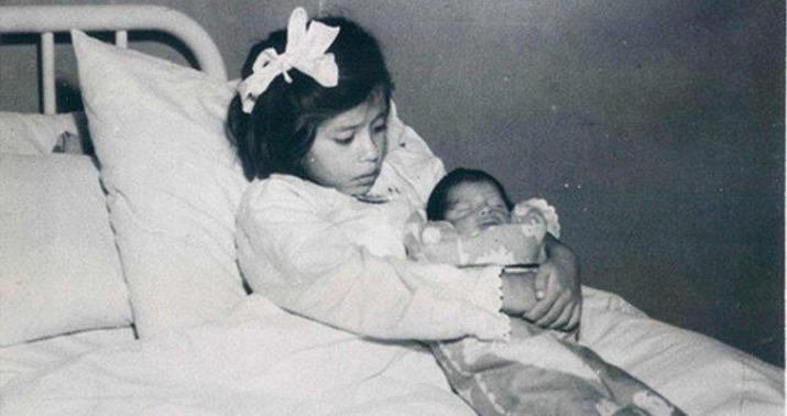 Dünyada ən gənc ana 5, ən yaşlı ana isə 70 yaşında -