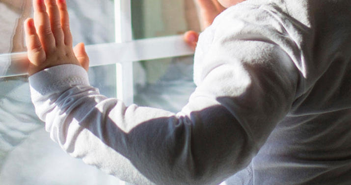 Bakıda ata 1 yaşlı oğlunu öldürdü