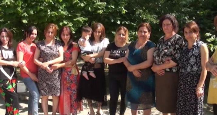 On qız atası: Onlar mənə oğuldan da artıqdır -