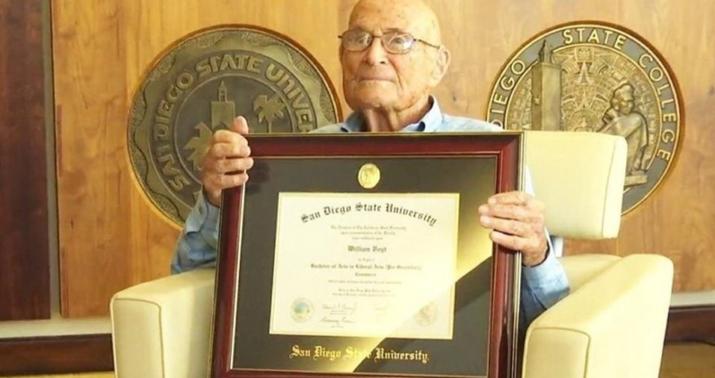 105 yaşlı hərbçi diplomunu 83 ildən sonra aldı