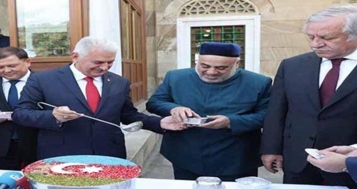 Binəli Yıldırım Bakıda ehsan payladı -