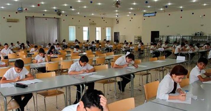 "Ölkədə heç kim təhsilin səviyyəsindən razı deyil, əslində..." -