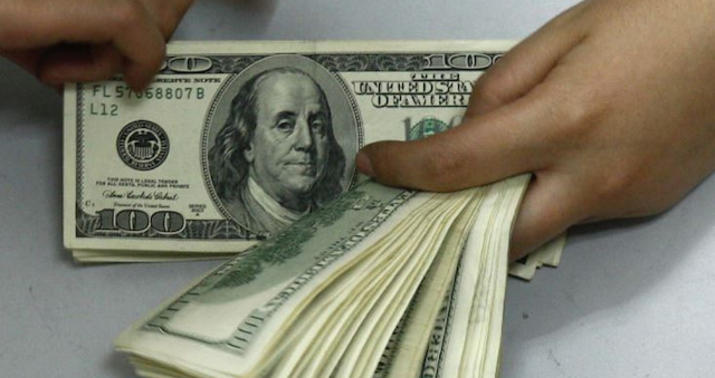 Sumqayıtda mağazadan 10 min dollar oğurlandı