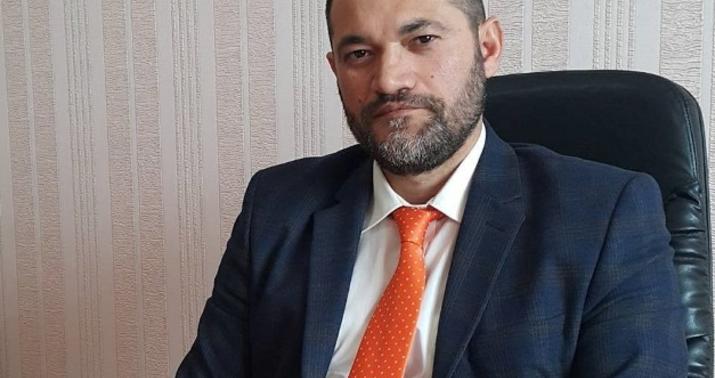 “Ya pasportumuzla yaşayacaqlar, ya da çıxıb gedəcəklər” -