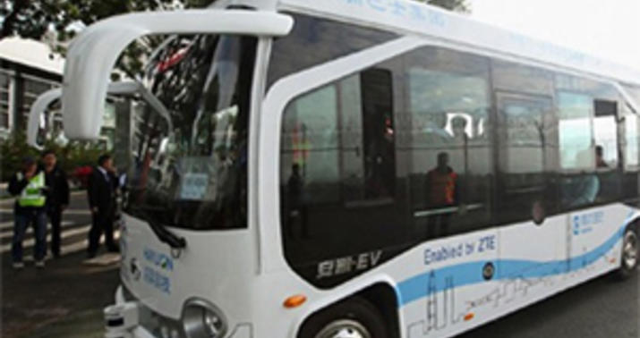 Sürücüsüz avtobuslar sınaqdan keçirildi