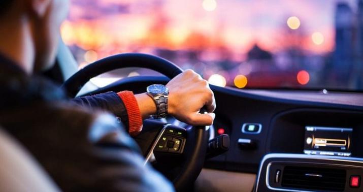 Bakı sakinini döyüb avtomobilini aldılar –