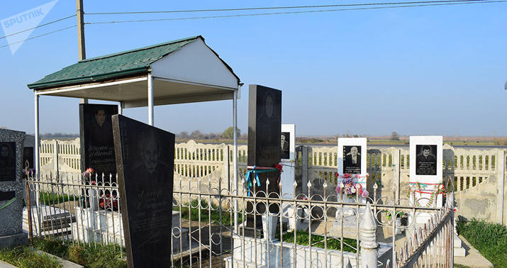 Tanınmış azərbaycanlı müğənni özünə qəbir qazdırdı –