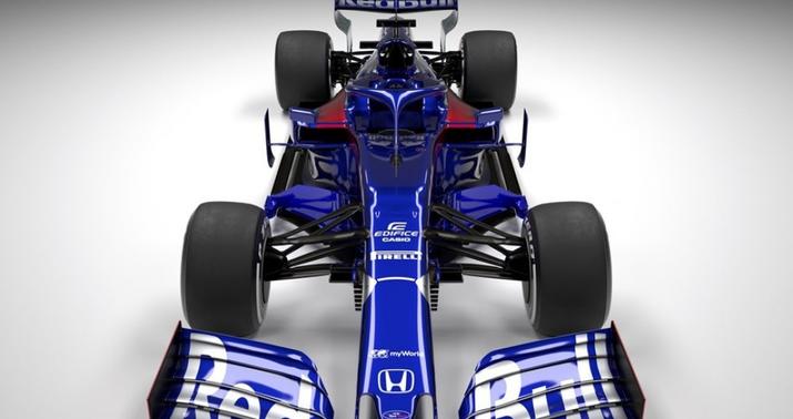 “Toro Rosso” yeni avtomobilini təqdim etdi