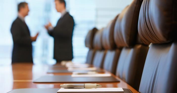 İcra başçısı müavinləri ilə bağlı yeni qayda qəbul edildi