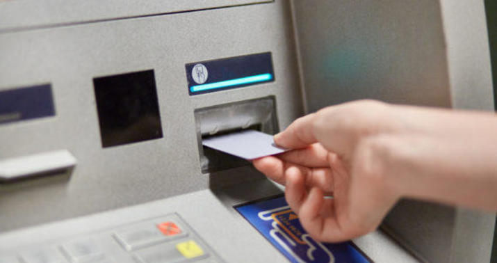 Bərdədə qadının bank hesabından oğurluq edildi