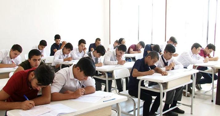 DİM IX sinif şagirdləri üçün buraxılış imtahanı keçirdi