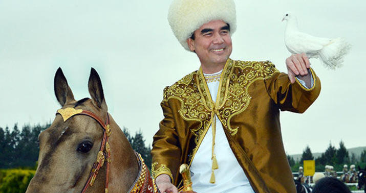 Bu da türkmənbaşının yeni mahnısı -