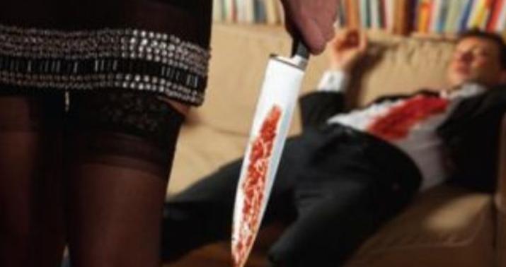 Abşeronda 18 yaşlı qız sevgilisini bıçaqladı -