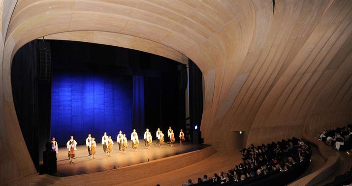 Rus ansamblın Bakı konsertinə yekun vuruldu