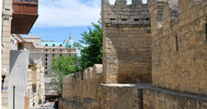 "İçərişəhər"də bərpa olunan pilləkənlərin son durumu -