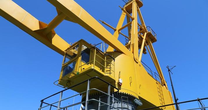 Bakıda kran aşdı: