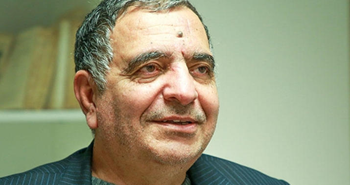 Dünyaya sığmayan şair kinli ürəyə heç sığmaz
