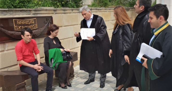 Azərbaycanda hakimdən maraqlı addım -
