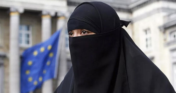 Niqab geyinmək qadağa edildi - İsveçrədə şok qadağa