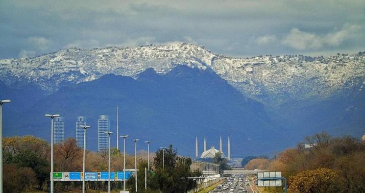 Pakistan İslamabada PUA hücumunun qarşısını alıb