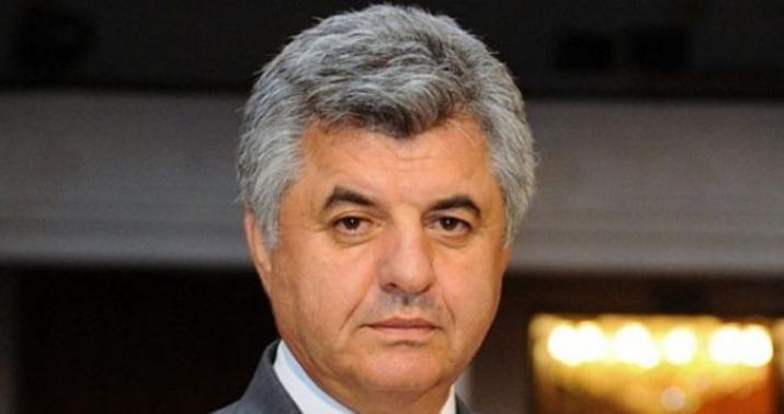 Aktrisanın məhkəməyə verdiyi direktor danışdı: “Bir neçə dəfə özü...” 