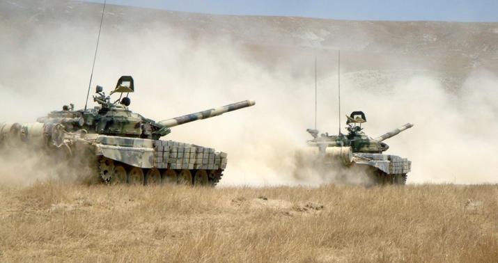 Azərbaycan Ordusu döyüş hazırlığını davam etdirir -